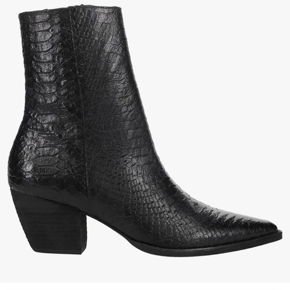 Matisse Black Ankle Booties with Textured Leather